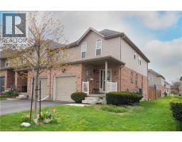 14 BROOKFIELD Crescent - 1