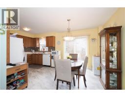 14 BROOKFIELD Crescent - 12