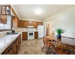127 KING Street E - 16