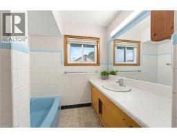 127 KING Street E - 20