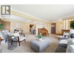 127 KING Street E - 7