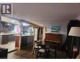 17 QUEEN Street N - 12