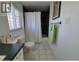36 LILYWOOD Drive - 33
