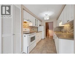 496 BEECHWOOD Drive UnitNo. 1 - 13
