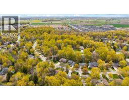 29 NIGHTINGALE Crescent - 46