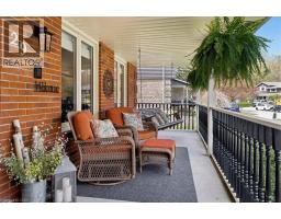 29 NIGHTINGALE Crescent - 5