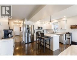 32 FREDERICK Street - 9
