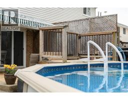 105 MAPLE Avenue - 7