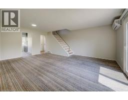 160 JANSEN Avenue UnitNo. 32 - 8