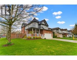 740 REID Crescent - 2