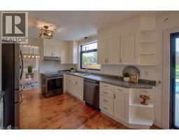 79 VICTOR Boulevard - 12