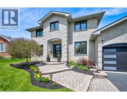 79 VICTOR Boulevard - 2