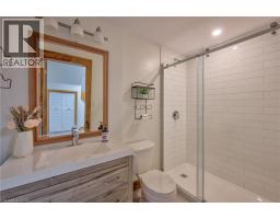 79 VICTOR Boulevard - 31