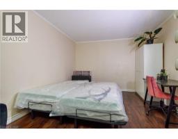 121 UNIVERSITY Avenue E UnitNo. 32 - 13