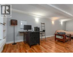 121 UNIVERSITY Avenue E UnitNo. 32 - 28