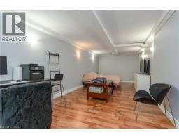 121 UNIVERSITY Avenue E UnitNo. 32 - 29
