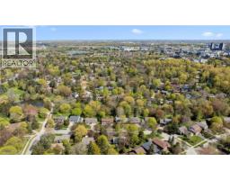 335 MARLOWE Drive - 37