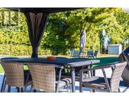 183 SUNNYRIDGE Road - 11