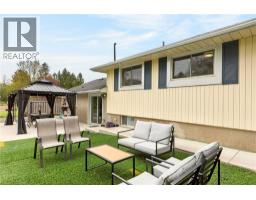 183 SUNNYRIDGE Road - 36