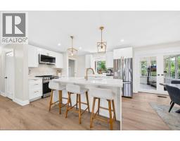 7 WALLIS Avenue - 10