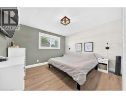 7 WALLIS Avenue - 24