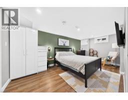7 WALLIS Avenue - 30
