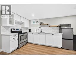 7 WALLIS Avenue - 39