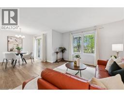375 KINGSCOURT Drive UnitNo. 27 - 11