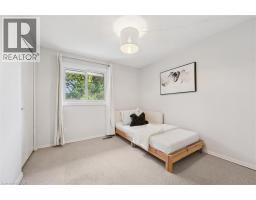 375 KINGSCOURT Drive UnitNo. 27 - 20