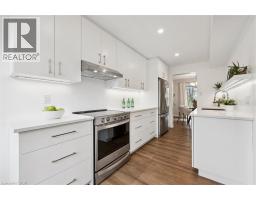 375 KINGSCOURT Drive UnitNo. 27 - 6