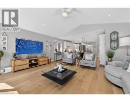 18 ANGLER Avenue - 18