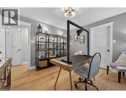 18 ANGLER Avenue - 27
