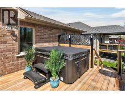 18 ANGLER Avenue - 41