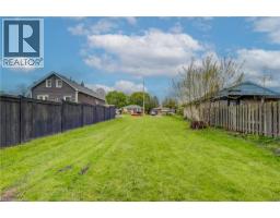 428 EAGLE Street S - 2
