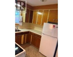35 HIGHMAN Avenue - 8
