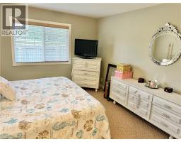 409 QUEEN Street S UnitNo. 4 - 15
