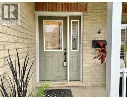 409 QUEEN Street S UnitNo. 4 - 3