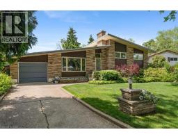 7 GLENAYR Place - 1