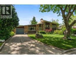7 GLENAYR Place - 2
