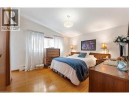 7 GLENAYR Place - 22