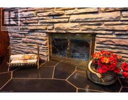 7 GLENAYR Place - 38