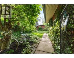 7 GLENAYR Place - 45
