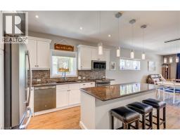 10 RIDGEWOOD Court - 10