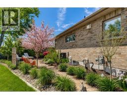 10 RIDGEWOOD Court - 42