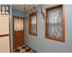 128 HESS Street S - 16