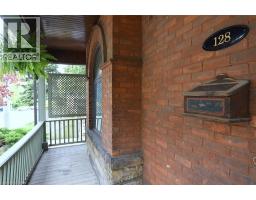 128 HESS Street S - 3
