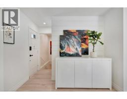 22 DALE Avenue - 22