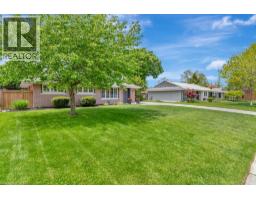 22 DALE Avenue - 33