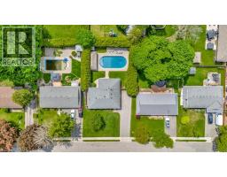 22 DALE Avenue - 46
