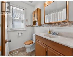 16 BRODICK Street - 18